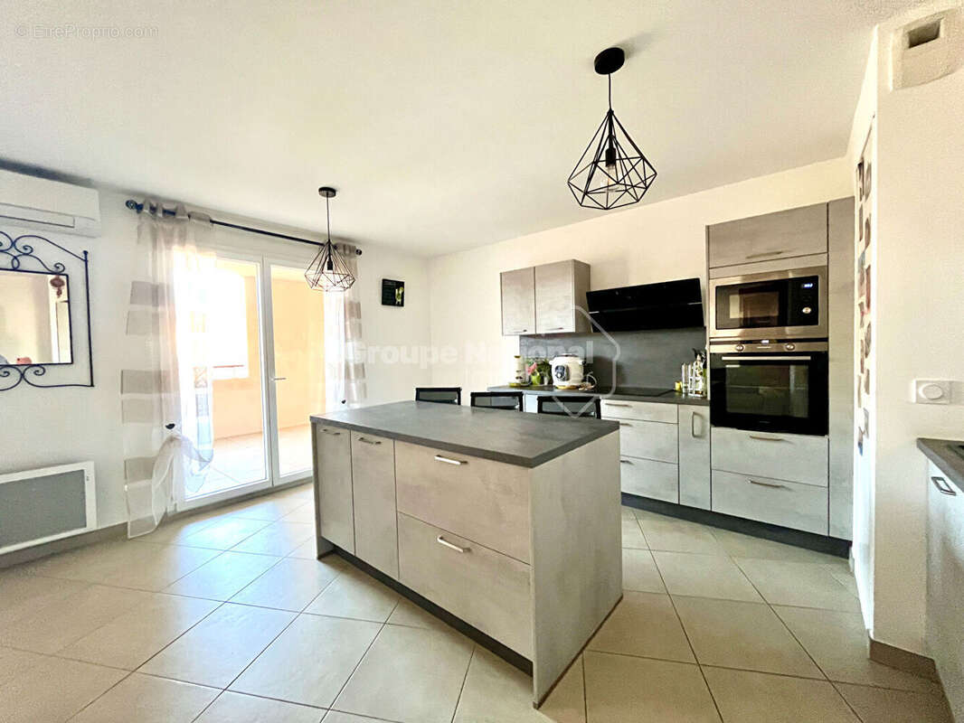 Appartement à CHATEAURENARD