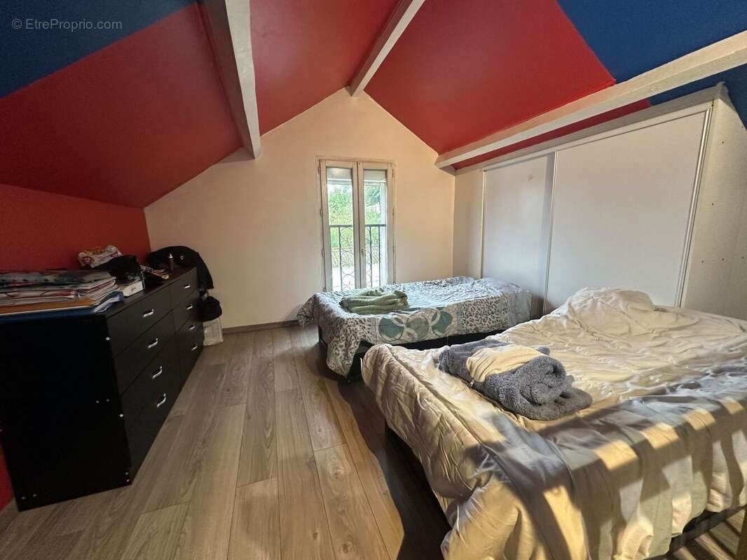 Maison à SAINT-FARGEAU-PONTHIERRY