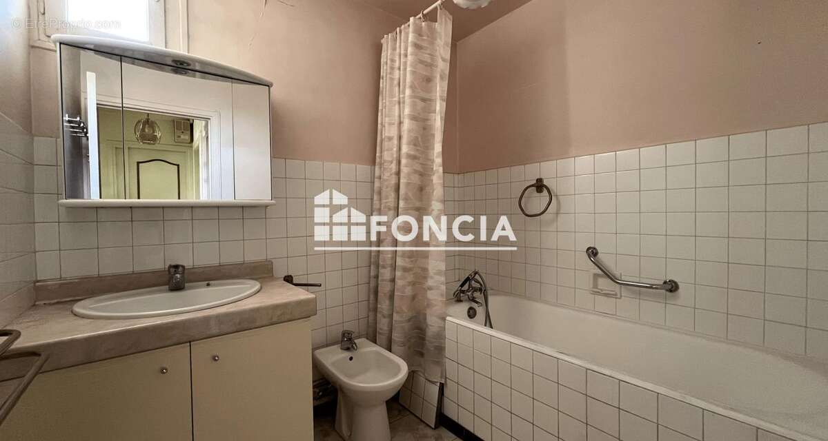 Appartement à RUEIL-MALMAISON