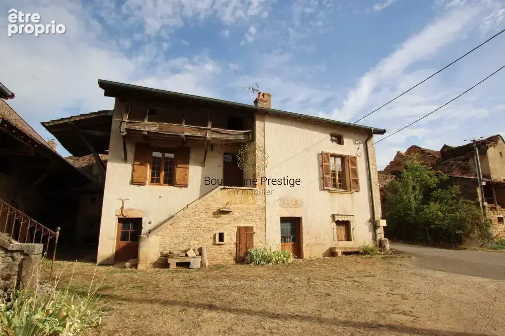 Ensemble immobilier en pierre a renover d'une surface utile de 585 m²* terrain 1800 m² - photo 2