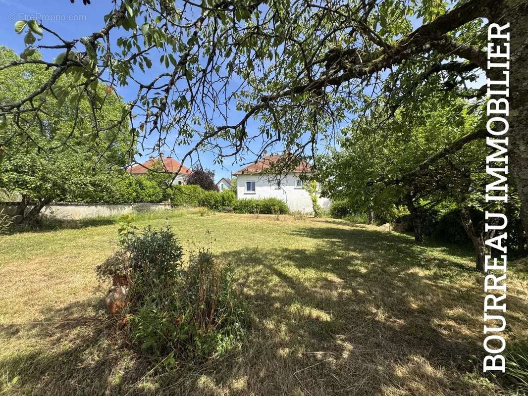Maison à JOIGNY