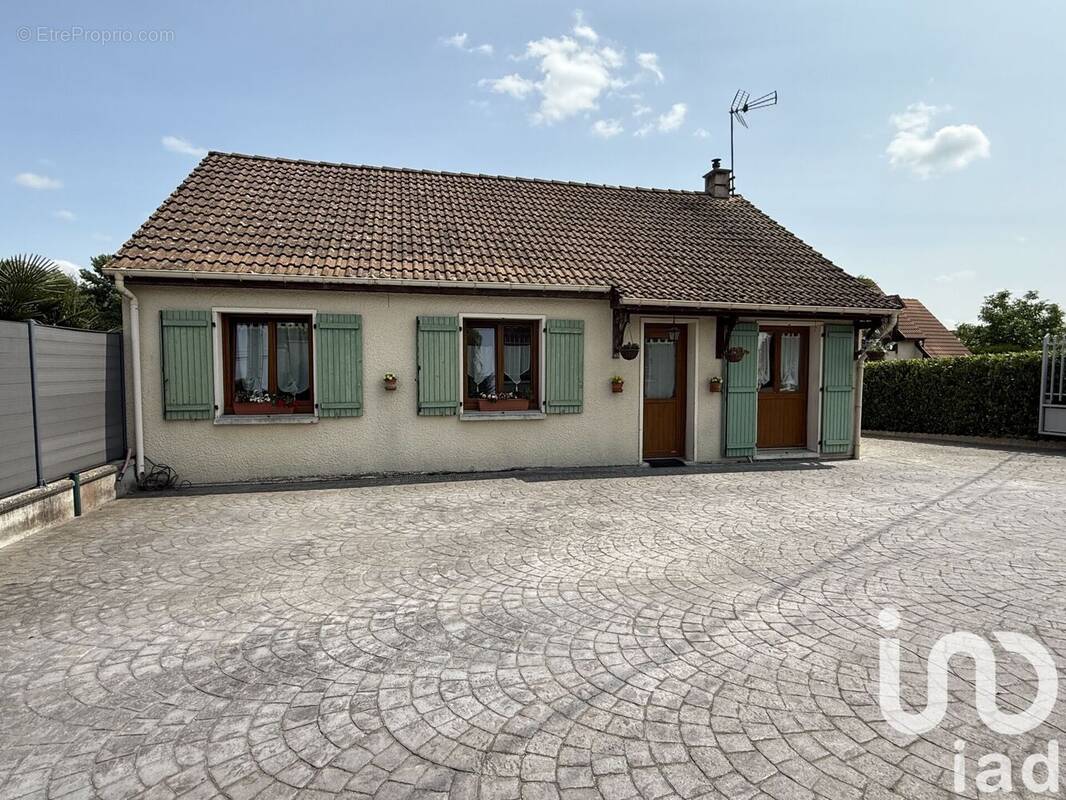 Photo 1 - Maison à MOUROUX