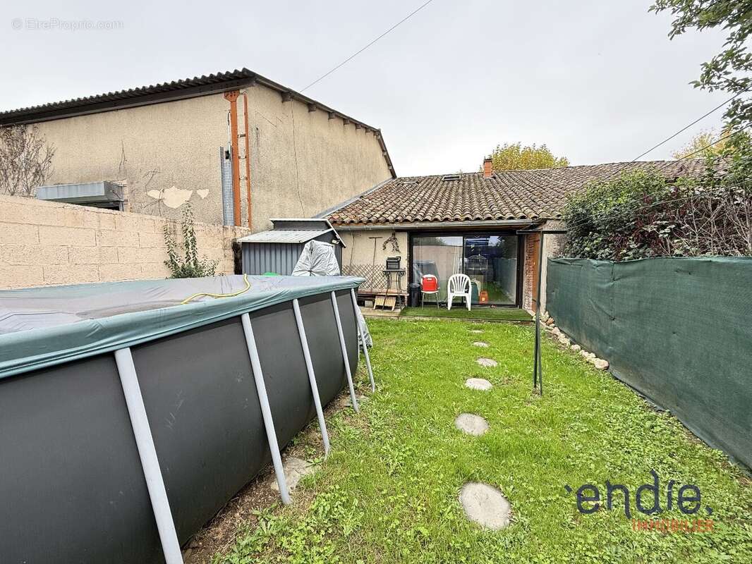 Maison à SAINT-JORY