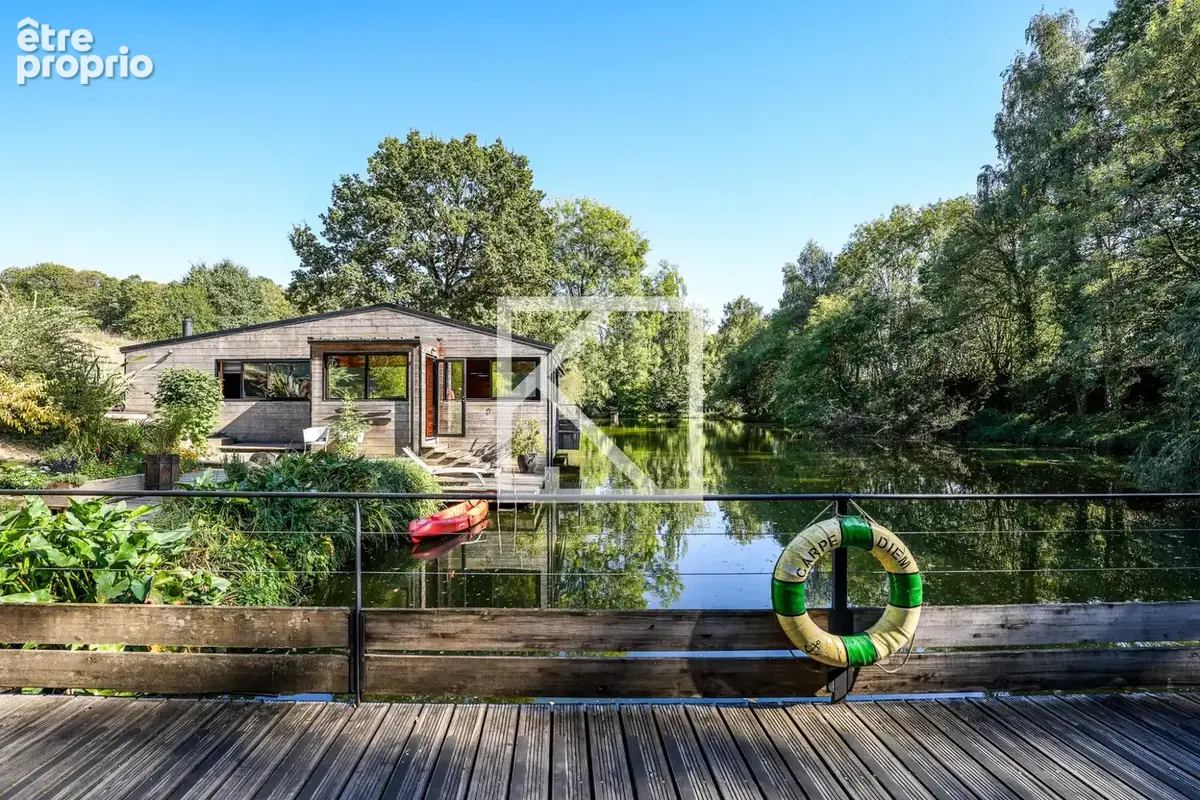 Maison 9 pièces 260 m² à vendre à Mayenne (53100) - photo 1