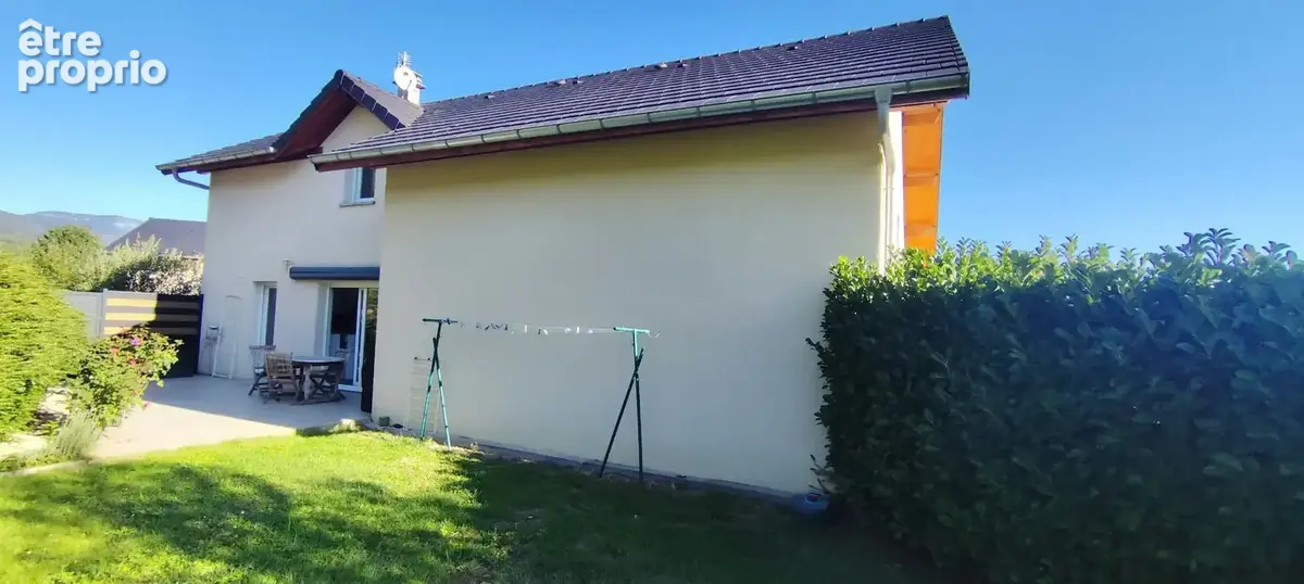 Maison mitoyenne de type 4 de 91 m2 + sous-sol de 50 m2 avec grand garage et cave - photo 3