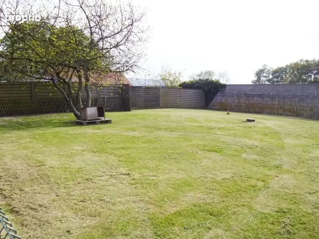 Terrain Constructible 712 m² avec dépendances SAINT PHILBERT DE GRAND LIEU (44) - photo 2