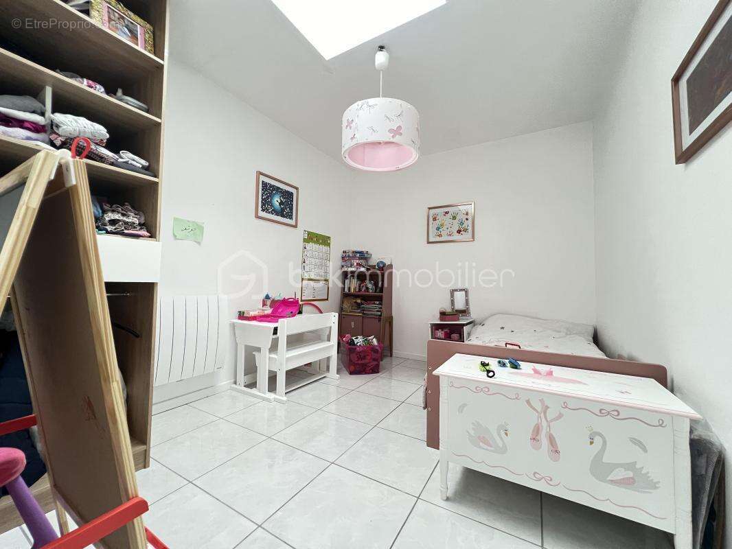 Maison  pièces Les Coteaux Argenteuil - photo 11