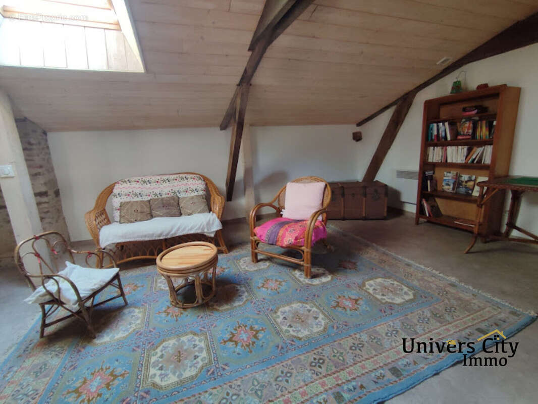 Maison à LE LOROUX-BOTTEREAU