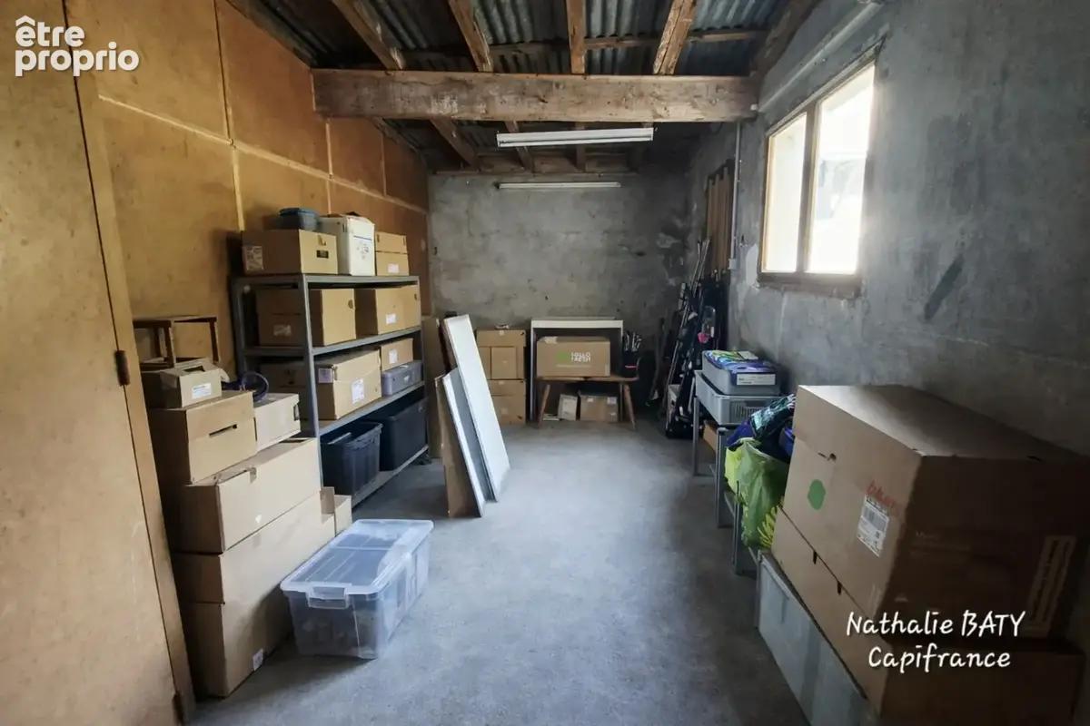 SOUS OFFRE - Rare à la vente - Spacieux appartement 158 m² – 7 pièces – 4 chambres – Terrasse, balcon, jardin – Dépendances – Ug - photo 18