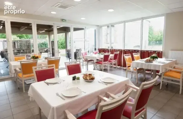 INVESTISSEMENT LOCATIF  Lorcy  Résidence EHPAD Hostellerie du Château - 8,17% de rentabilité - photo 4