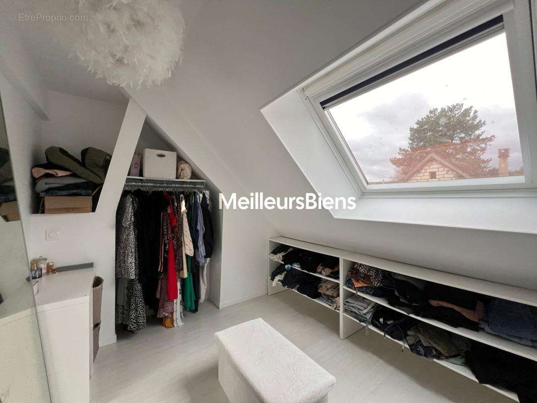 Maison à MALAY-LE-GRAND