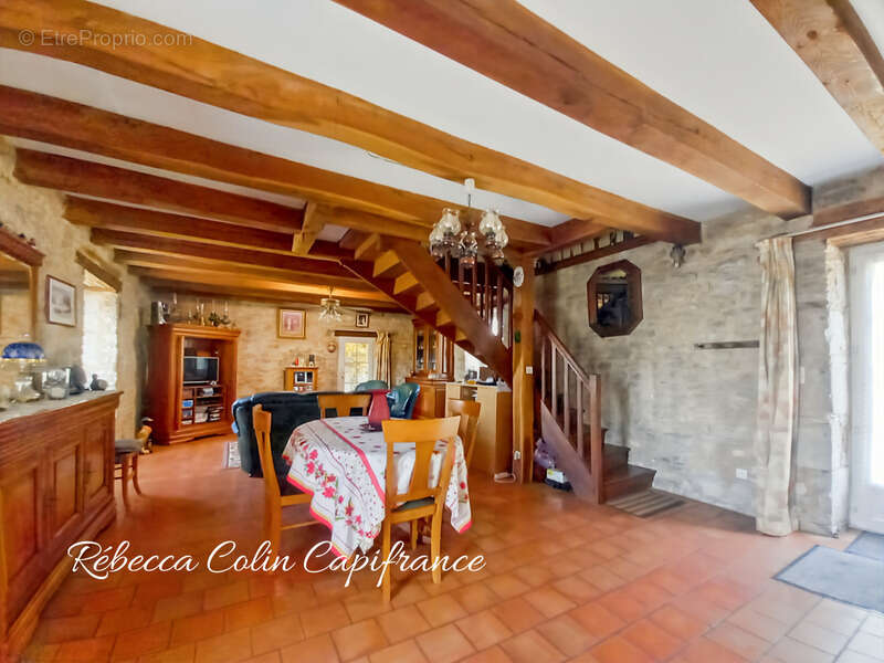 Charmant ensemble immobilier en pierre. Calme absolu en Périgord Noir - photo 5