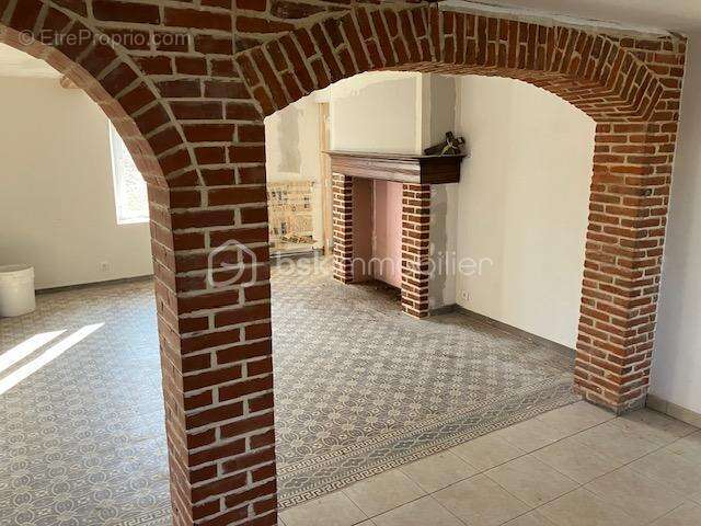 Maison à HIRSON