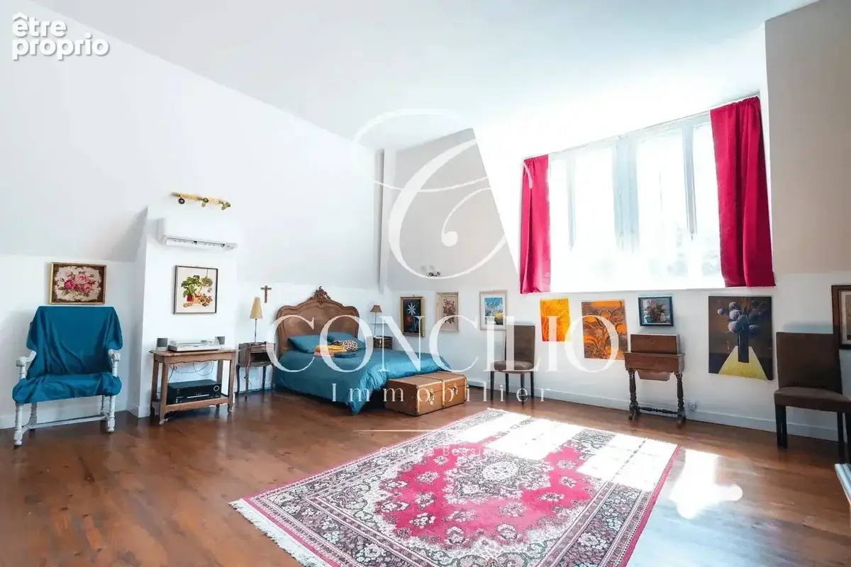 Château de caractère – 1 200 m² – domaine de 4,5 hectares – à 120 km de paris - photo 6
