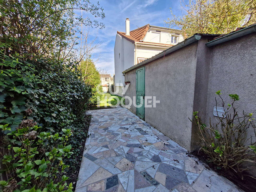 Maison à FONTENAY-SOUS-BOIS