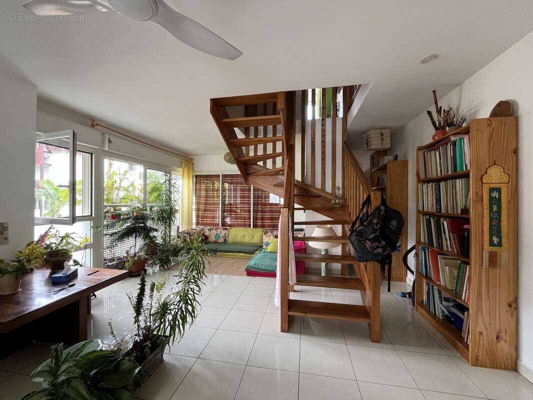 Appartement à SAINT-DENIS