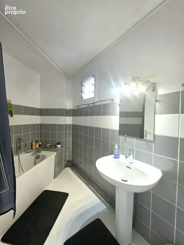 Appartement t4 / le port - photo 11
