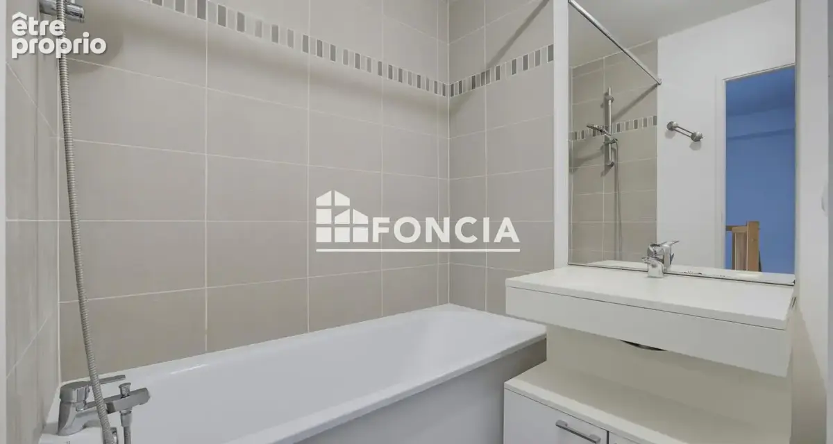 T3 en duplex de 61 m² – Bassins à flot - photo 8