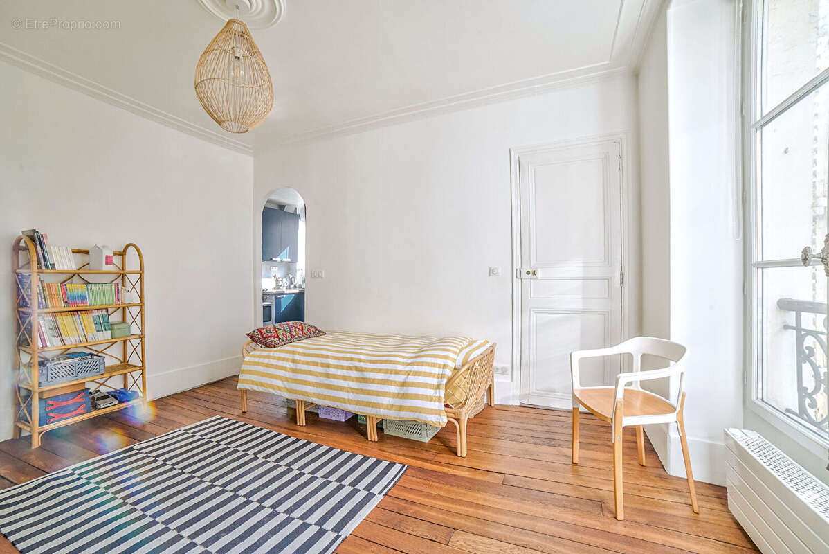 Appartement à PARIS-11E