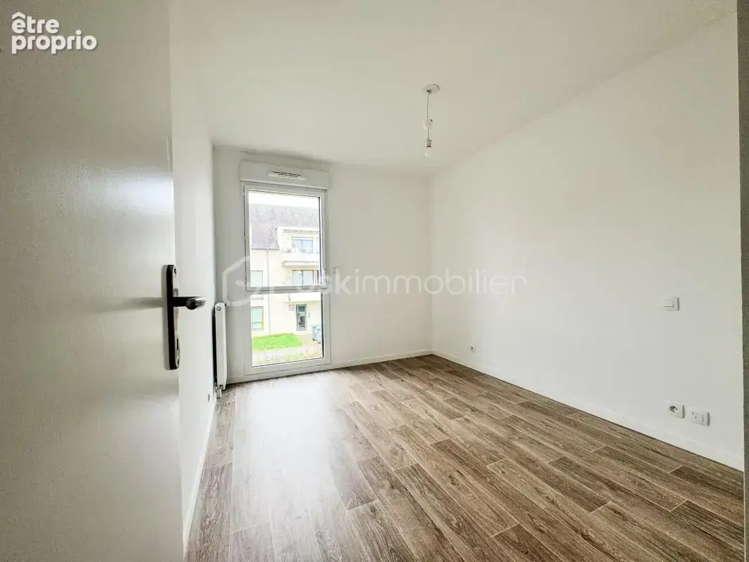 Appartement 2 chambres - 66m2 - garage ferme - photo 8