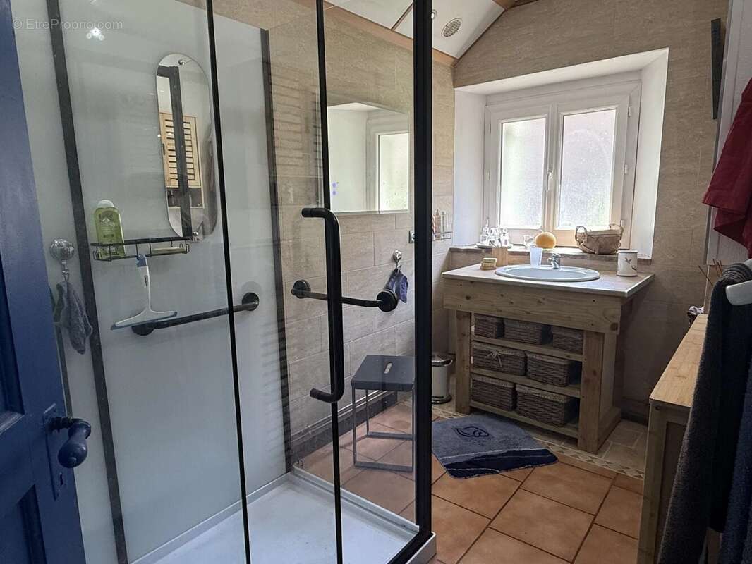 Longère de caractère – 5 chambres – 163 m² – Villeblevin - photo 7