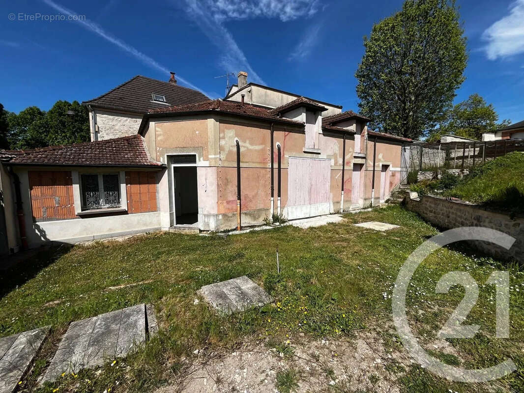 Maison à VETHEUIL