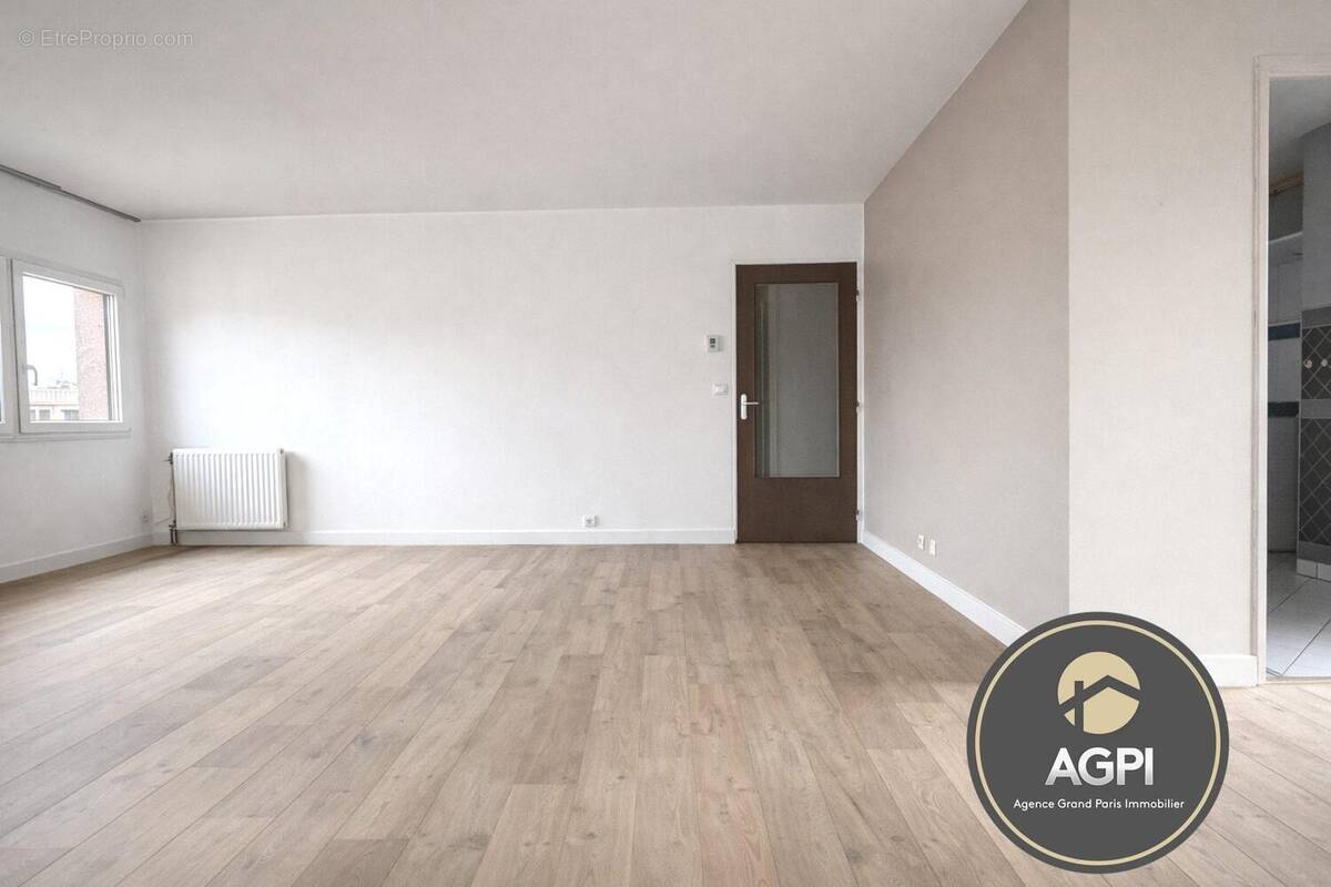 Appartement à MONTIGNY-LE-BRETONNEUX