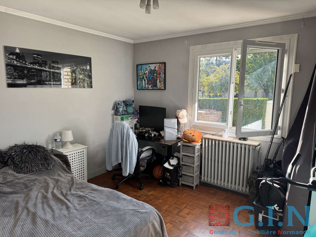 Maison 7 pièces de 134m2 Terrain de 541m2 - photo 8