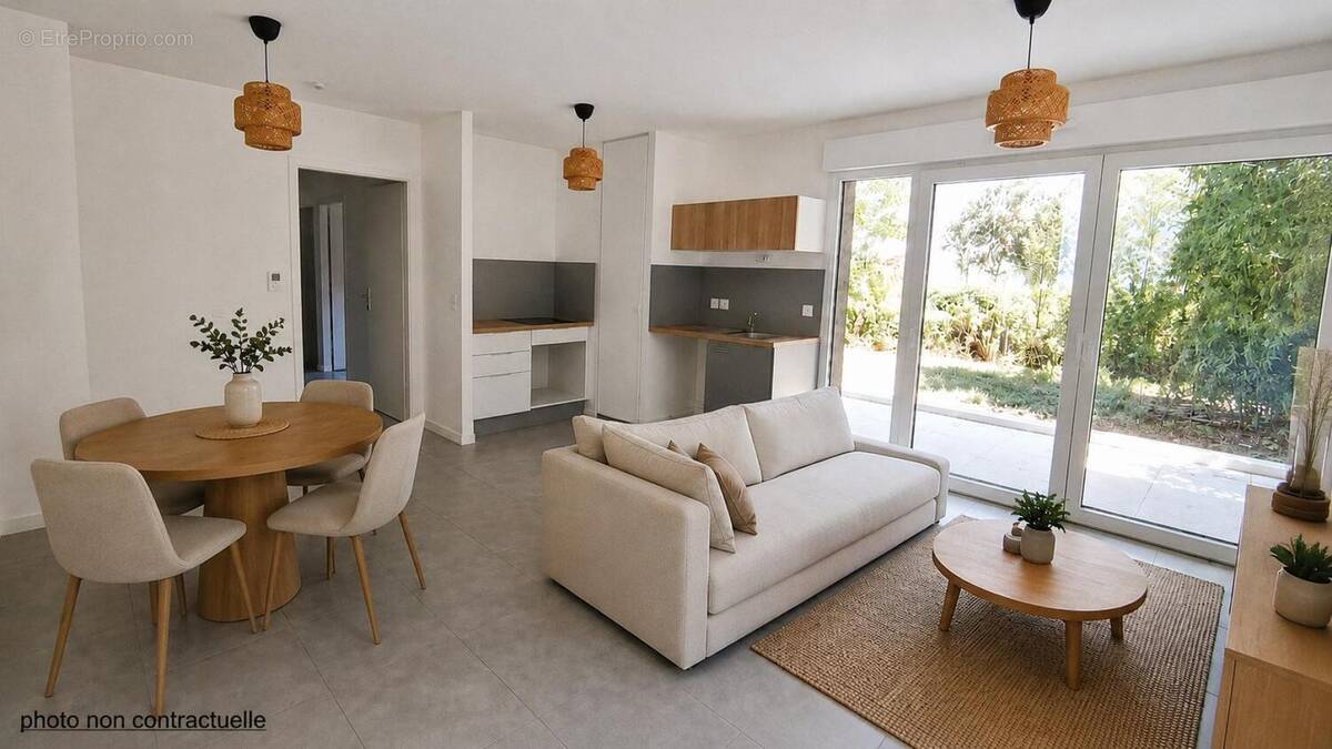 Photo 1 - Appartement à PAREMPUYRE