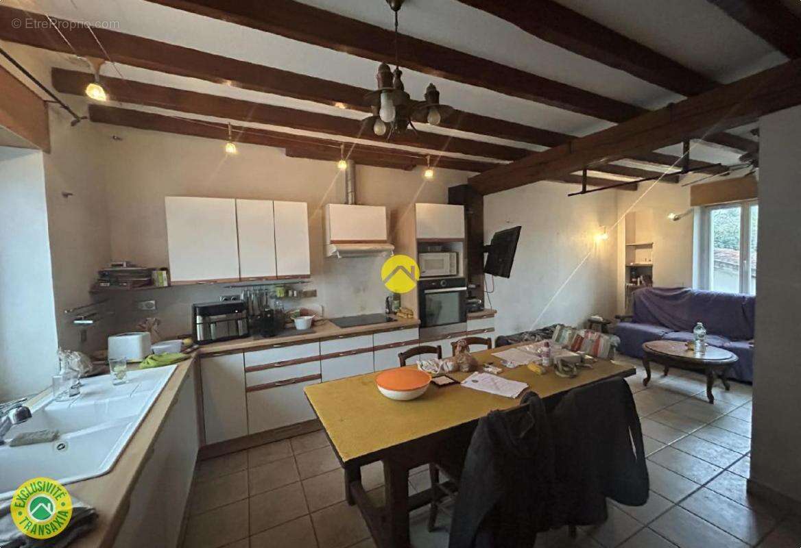 Maison à COMMENTRY