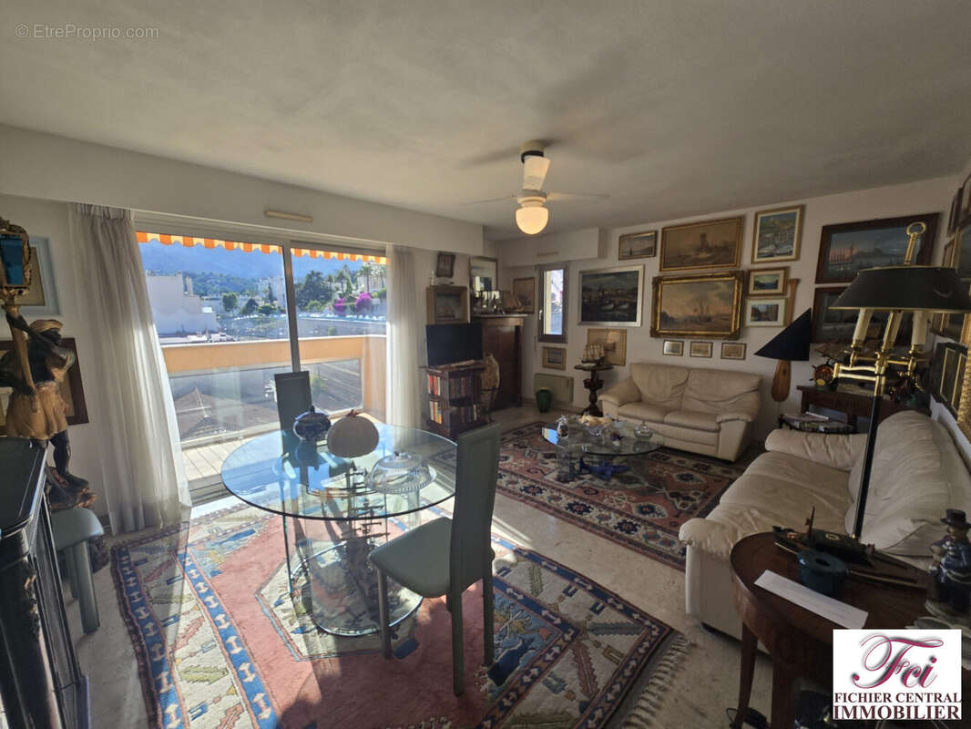 Appartement à MENTON