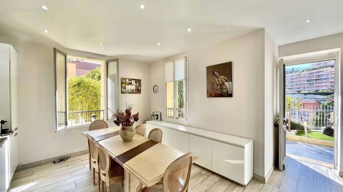 Appartement à MENTON