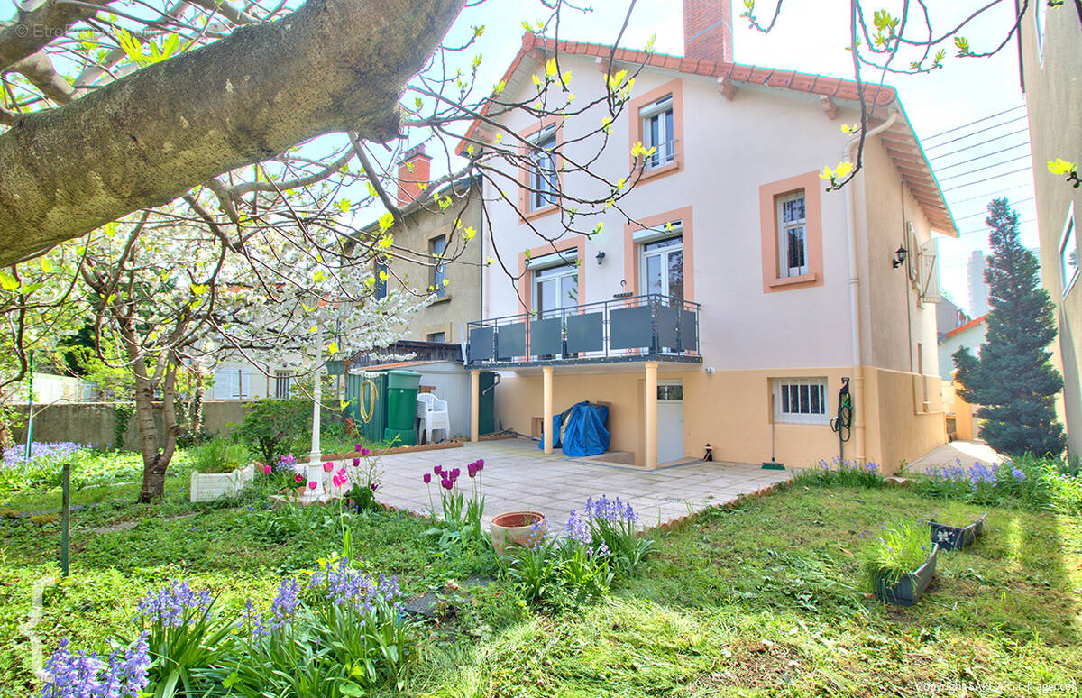 Maison à CLERMONT-FERRAND