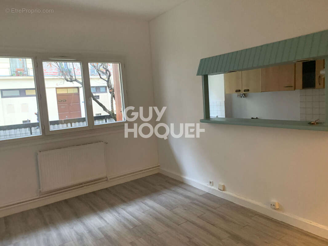 Appartement à PARIS-20E