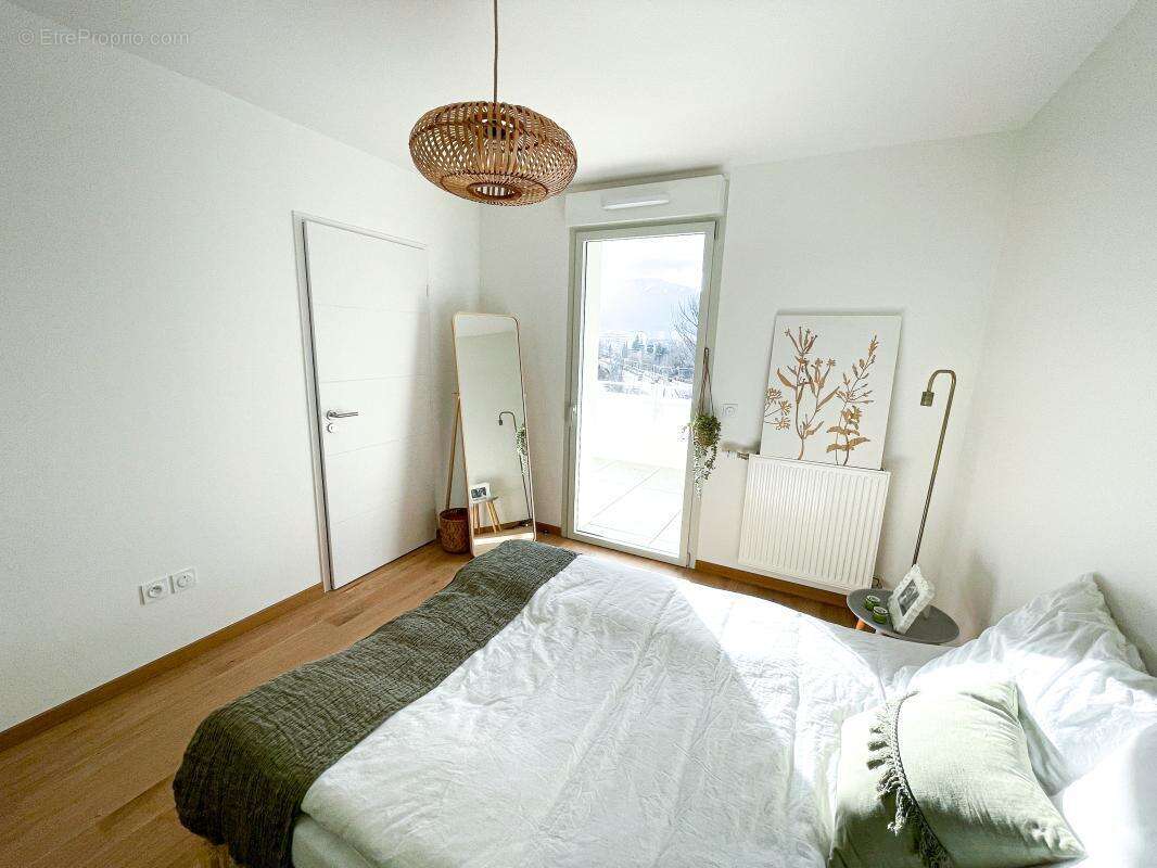 Appartement à MEYLAN
