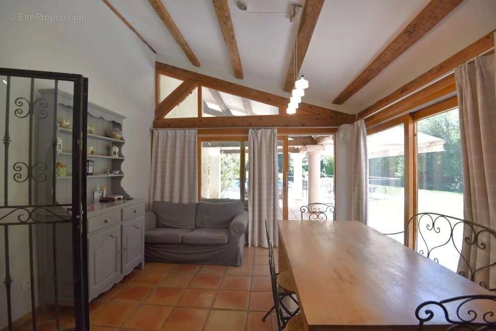 Maison à CALLIAN