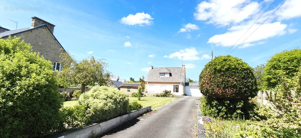 Maison à PLESSIX-BALISSON