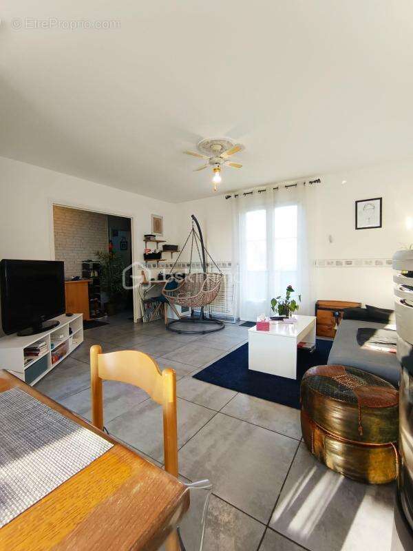 Maison à SAINT-CYR-SUR-LOIRE