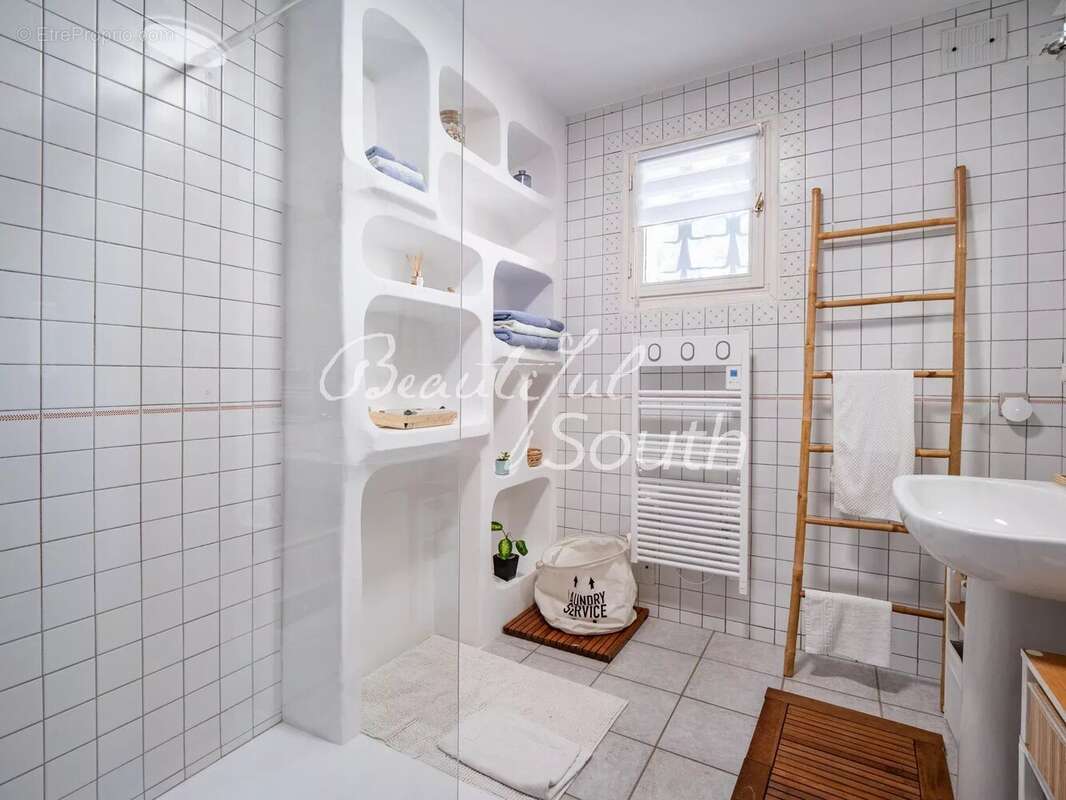 Maison à MONTESQUIEU-DES-ALBERES