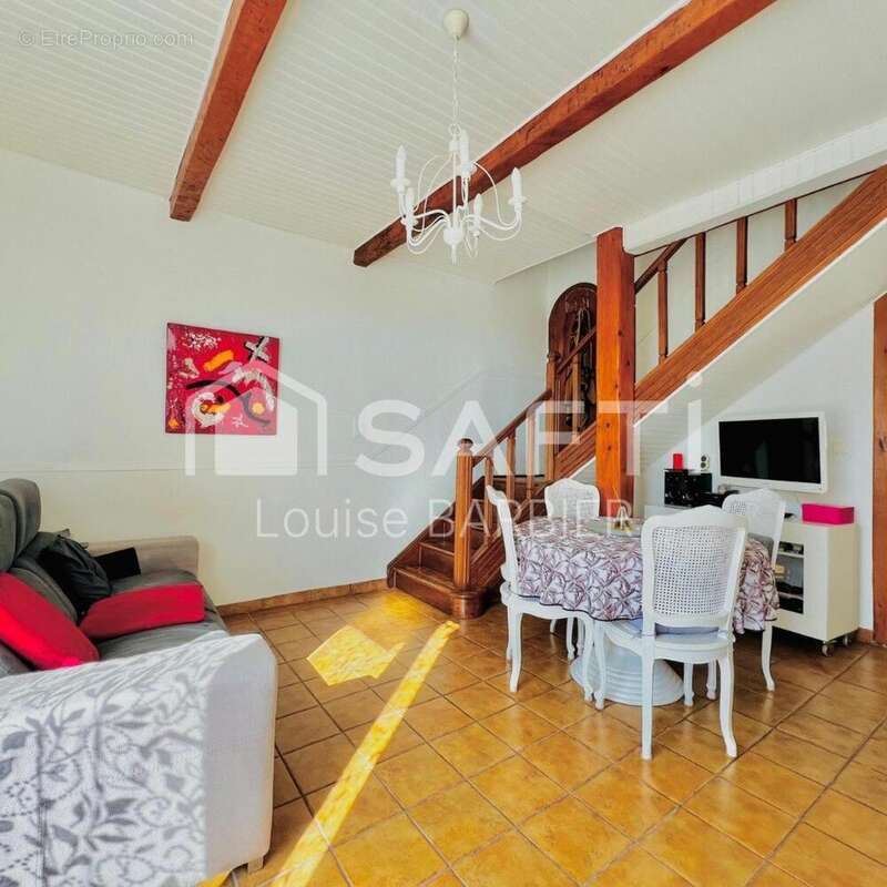 Photo 3 - Appartement à MARSEILLE-16E