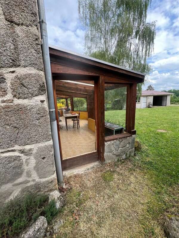 Maison à AUZANCES