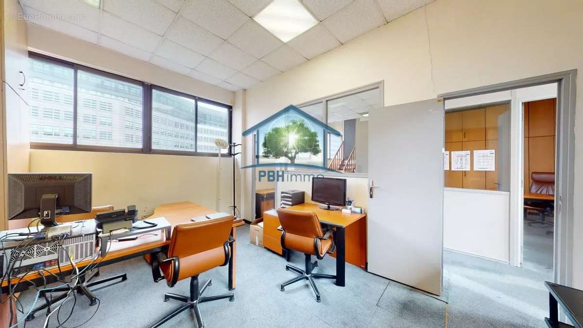 Appartement à COURBEVOIE