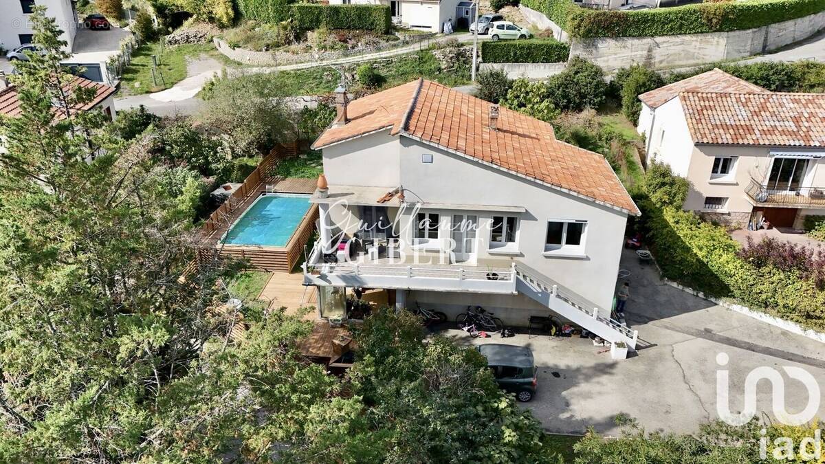 Photo 1 - Maison à VEYRAS