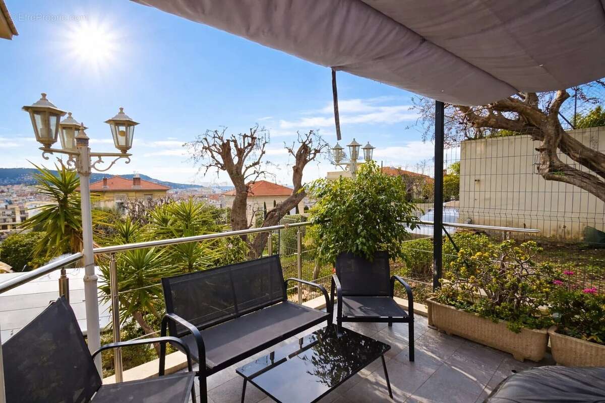 Appartement à NICE