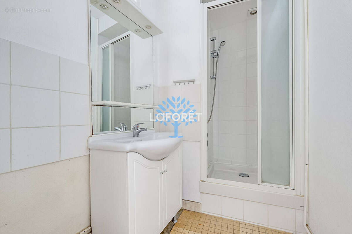 Appartement à PARIS-12E