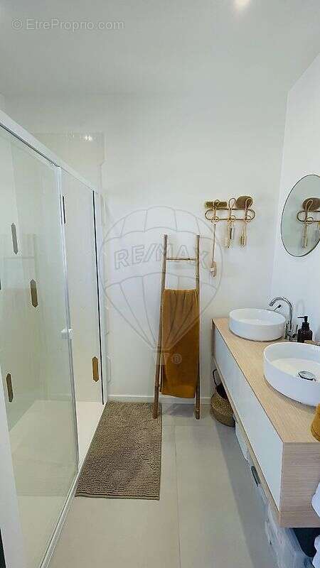 Maison à VAUX-SUR-MER