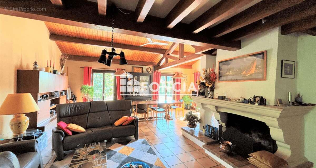 Maison à SALLES-SUR-MER