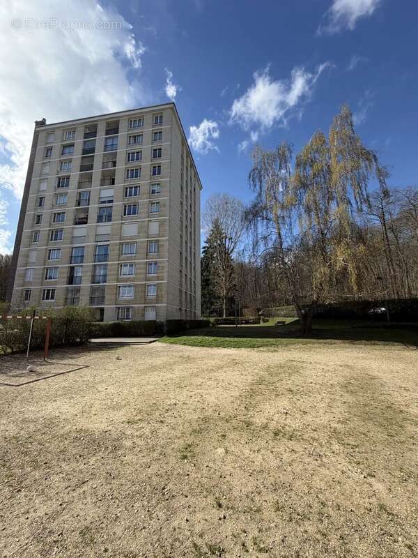 Appartement à BOUGIVAL