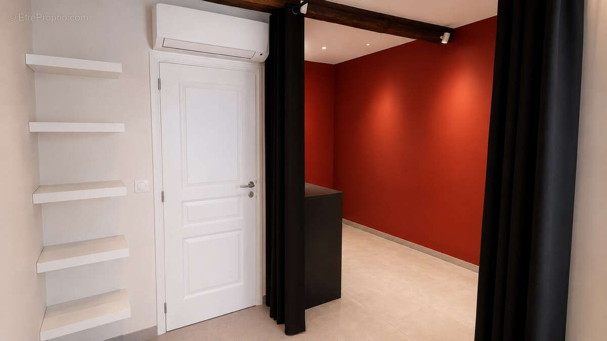 ** Cession Droit Au Bail ** Très Bon Emplacement ** (83430) SAINT MANDRIER SUR MER ** - photo 3