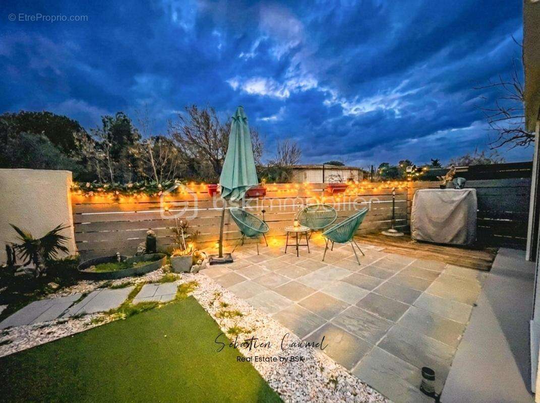 Maison à VIC-LA-GARDIOLE